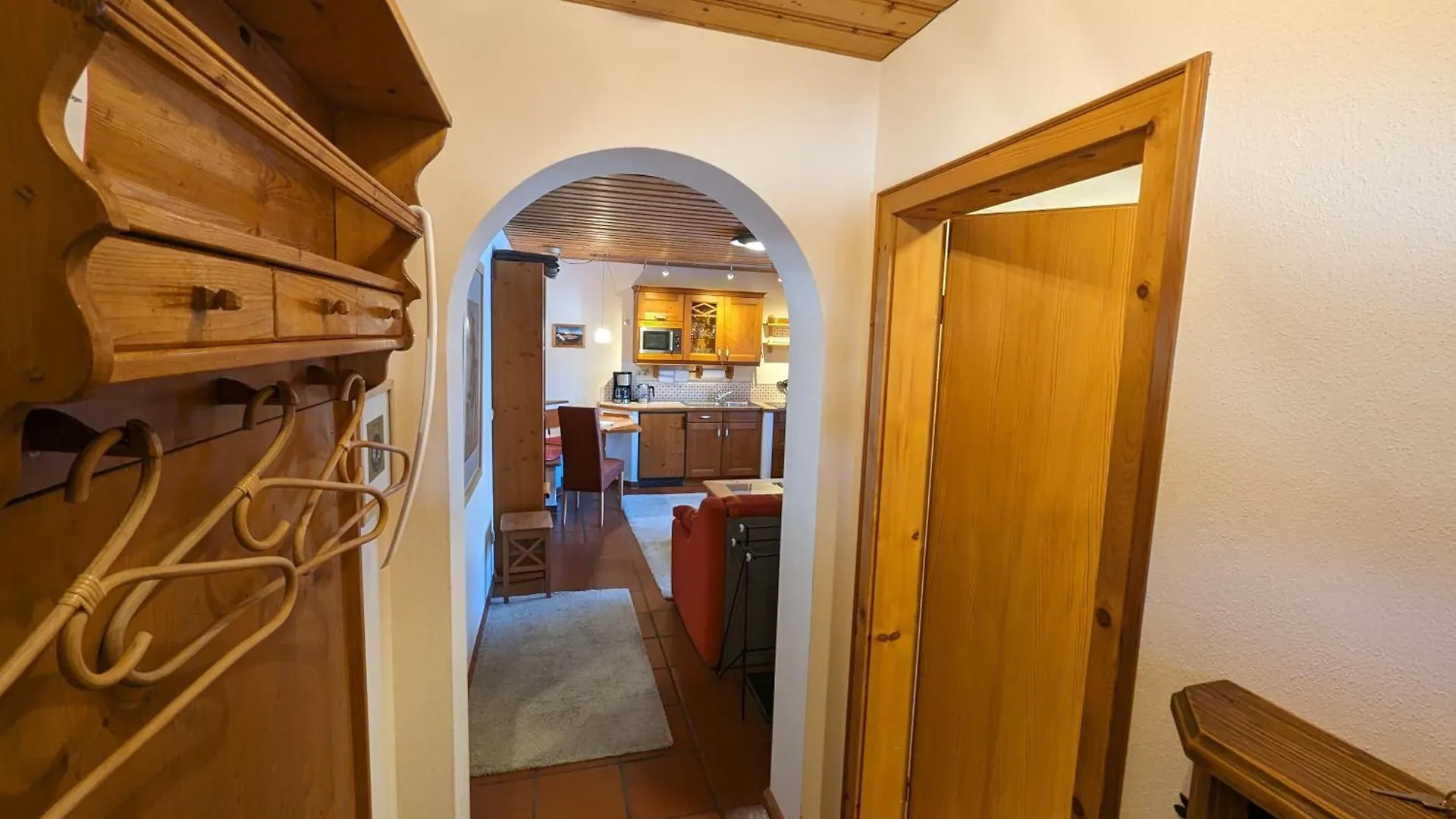 Ferienwohnung Roesslstube contacts